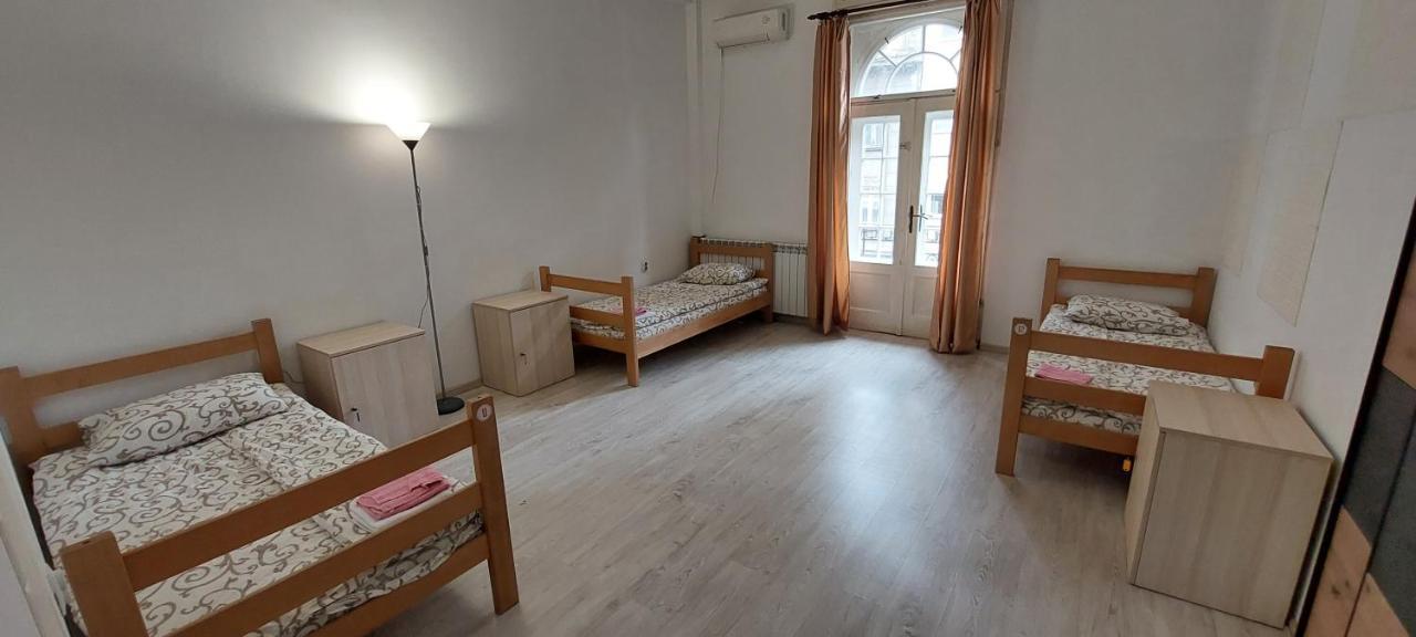 Belgrade Backpackers Home Luaran gambar