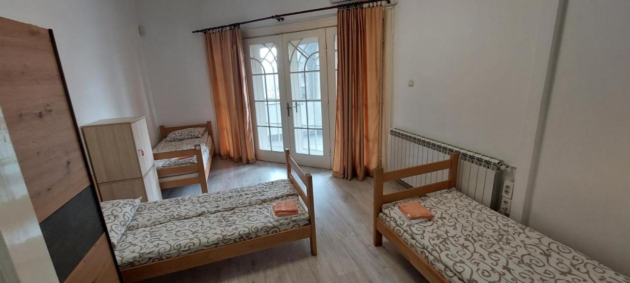 Belgrade Backpackers Home Luaran gambar