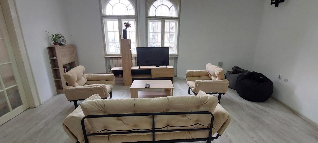 Belgrade Backpackers Home Luaran gambar